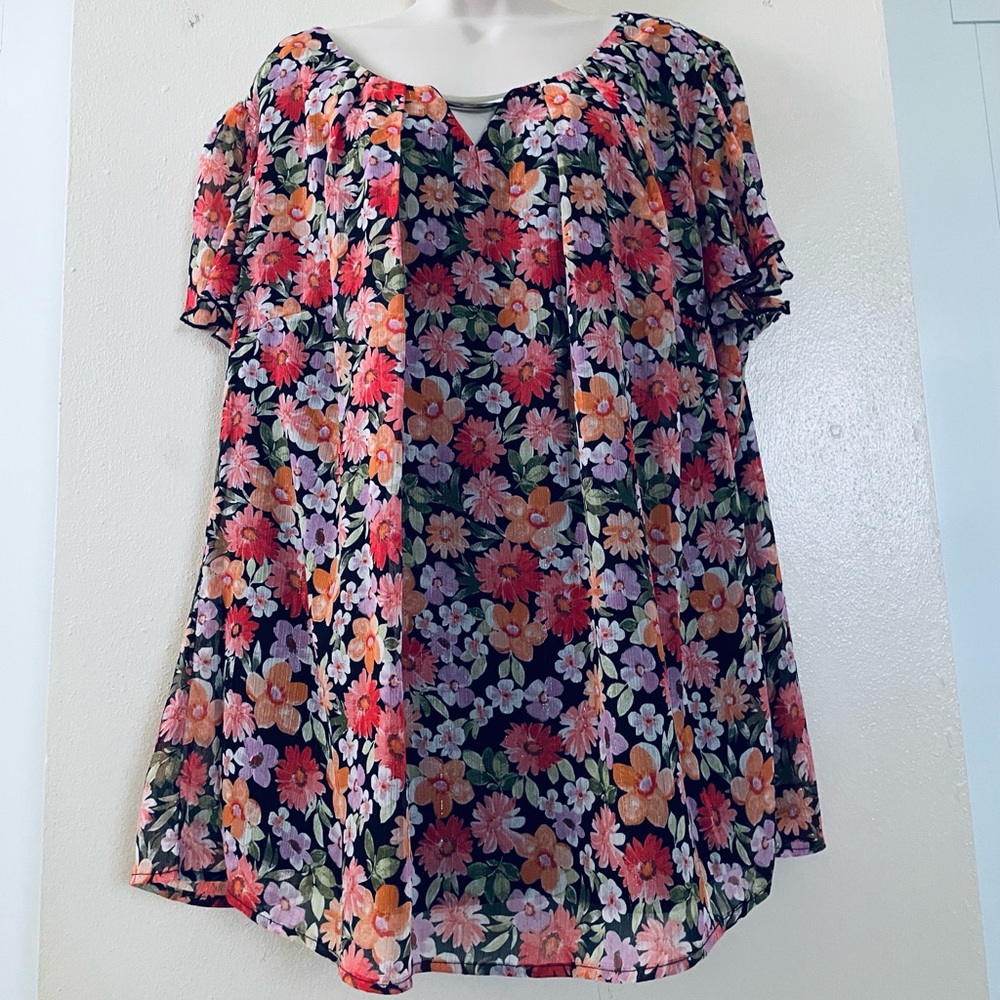 New. Sara Michelle Multicolor Floral Blouse size 2XL
